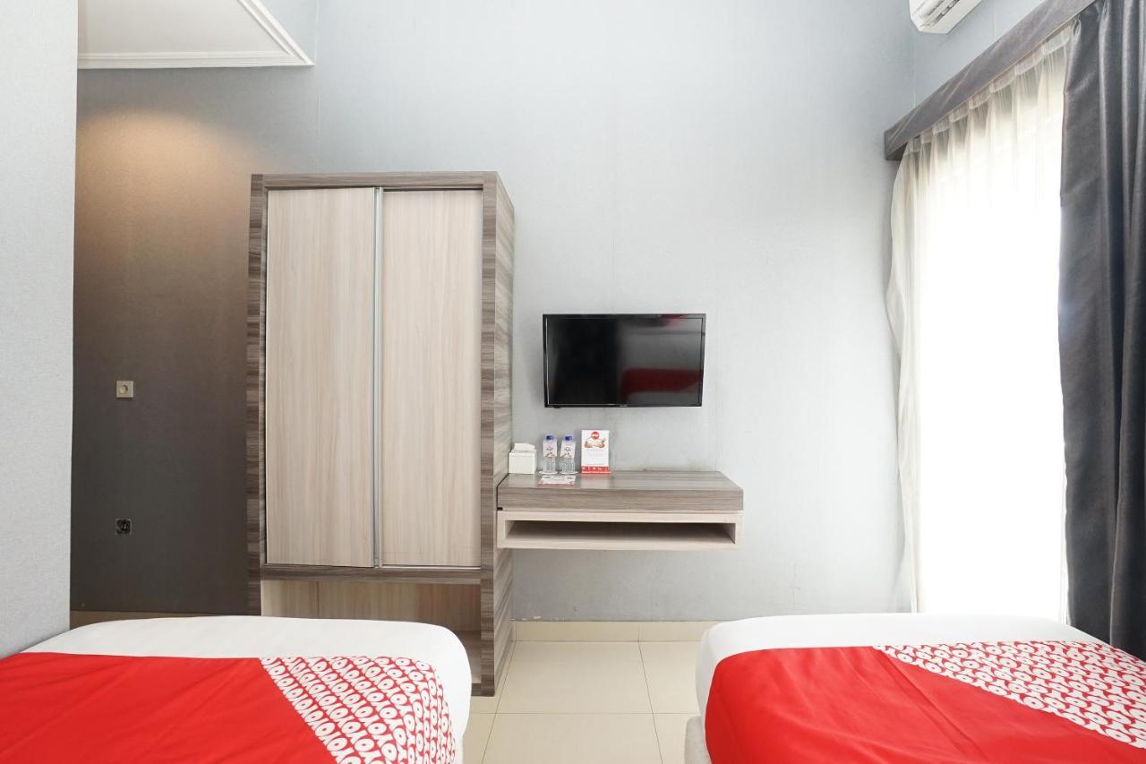 Oyo 289 Hotel Dalwa Syariah Pasuruan Dış mekan fotoğraf
