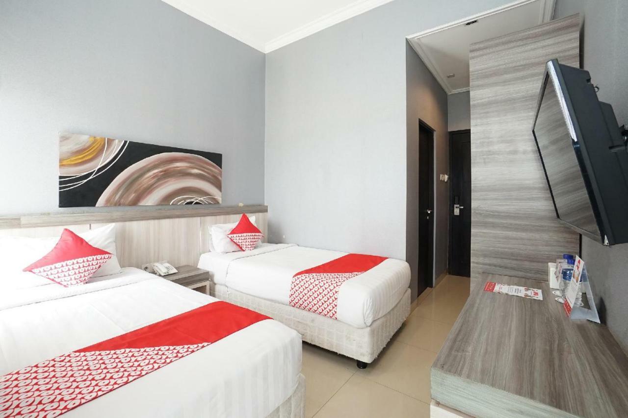 Oyo 289 Hotel Dalwa Syariah Pasuruan Dış mekan fotoğraf