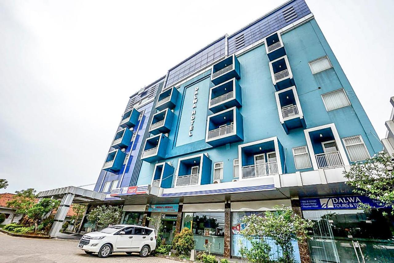 Oyo 289 Hotel Dalwa Syariah Pasuruan Dış mekan fotoğraf